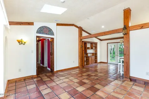 686 Brisbane Street NE Palm Bay FL 32907