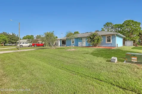561 Belvedere Road NW Palm Bay FL 32907