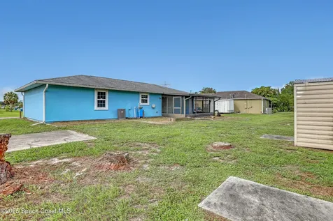561 Belvedere Road NW Palm Bay FL 32907