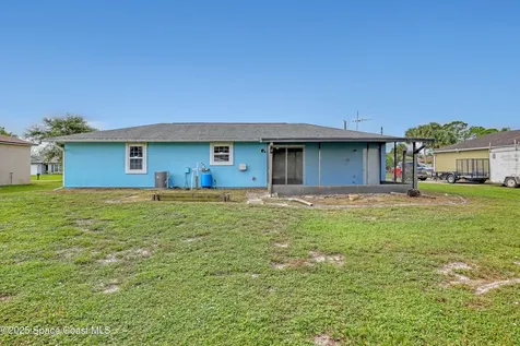 561 Belvedere Road NW Palm Bay FL 32907