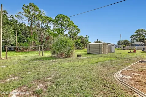 561 Belvedere Road NW Palm Bay FL 32907