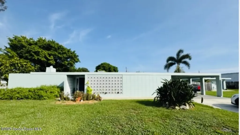 2571, 2581 S Vernon Drive NE Palm Bay FL 32905