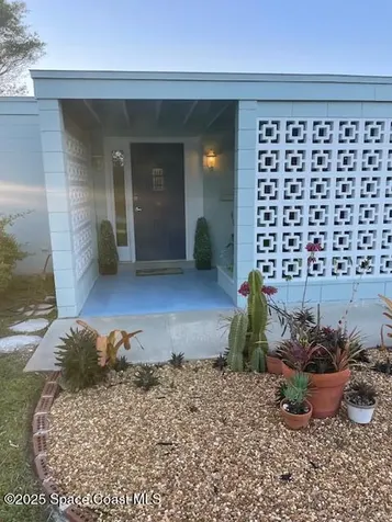 2571, 2581 S Vernon Drive NE Palm Bay FL 32905