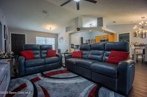 1790 Ashcroft Street NW Palm Bay FL 32907