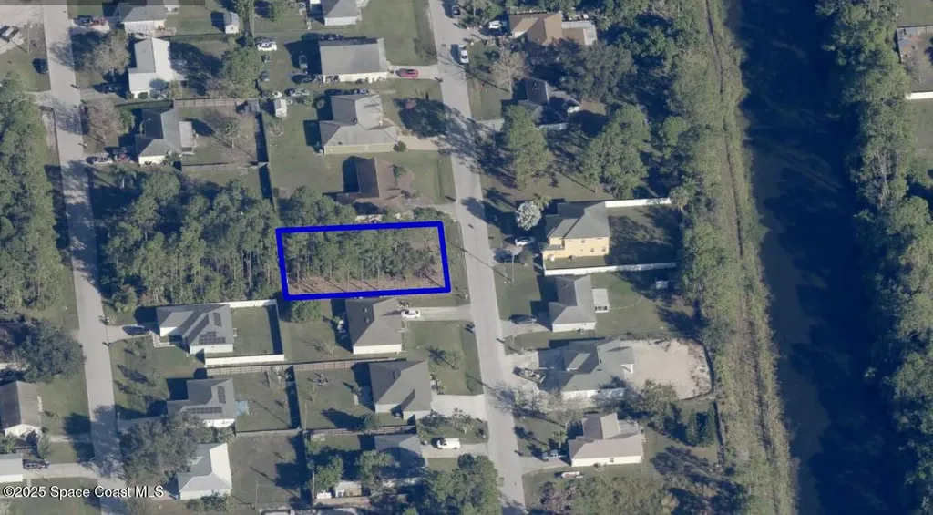 1000 Hammacher Avenue SW Palm Bay FL 32908