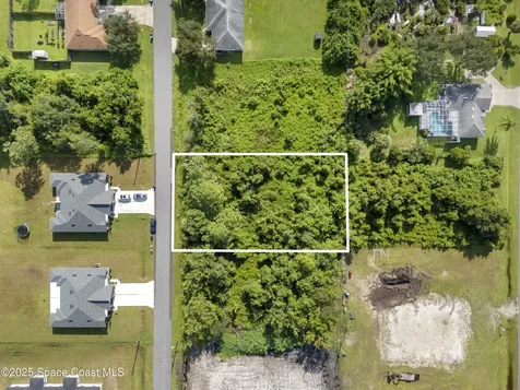 1626 Chamorro Street SE Palm Bay FL 32909