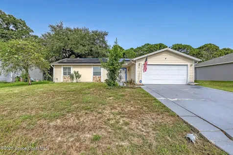 871 Dunkirk Avenue NW Palm Bay FL 32907