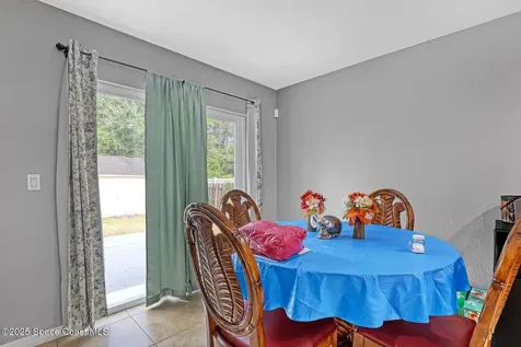 871 Dunkirk Avenue NW Palm Bay FL 32907