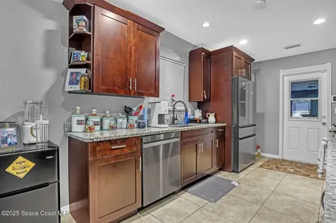 871 Dunkirk Avenue NW Palm Bay FL 32907