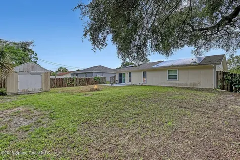 871 Dunkirk Avenue NW Palm Bay FL 32907