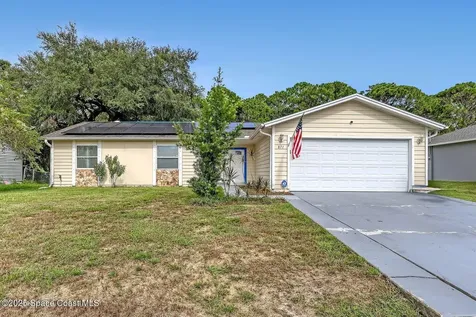 871 Dunkirk Avenue NW Palm Bay FL 32907