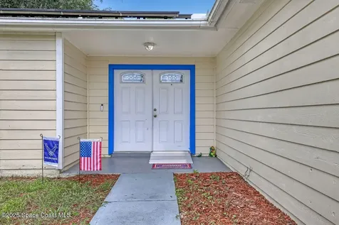 871 Dunkirk Avenue NW Palm Bay FL 32907