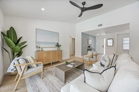 1738 Hays Street NW Palm Bay FL 32907
