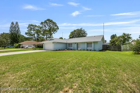 1738 Hays Street NW Palm Bay FL 32907
