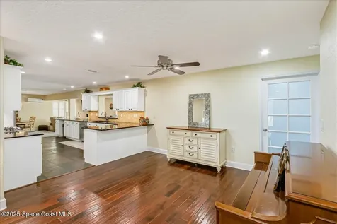 348 Sherwood Avenue Satellite Beach FL 32937