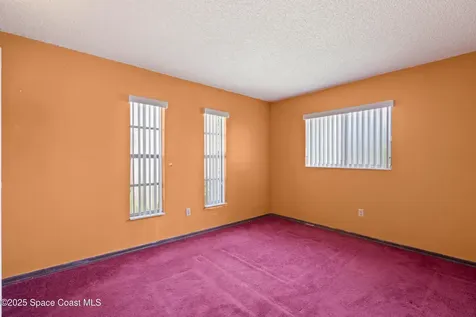 533 Castana Avenue SE Palm Bay FL 32909