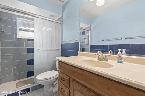 533 Castana Avenue SE Palm Bay FL 32909