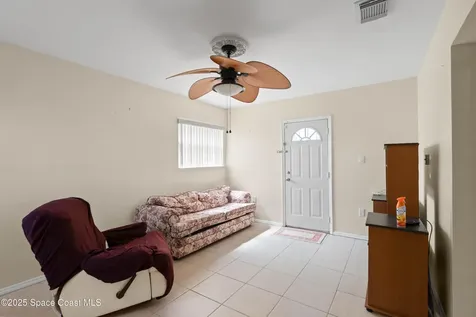 533 Castana Avenue SE Palm Bay FL 32909