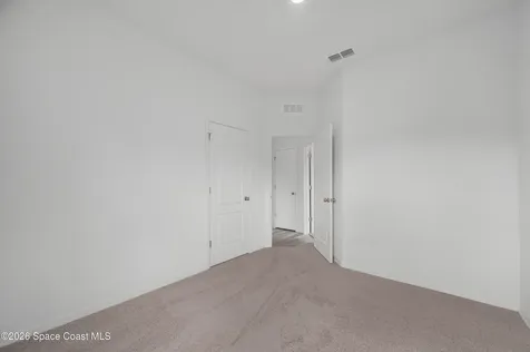 472 Oldenberg Street SW Palm Bay FL 32908