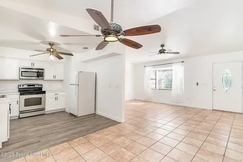 1804 Thomasville Avenue SE Palm Bay FL 32909