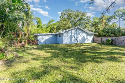 1804 Thomasville Avenue SE Palm Bay FL 32909