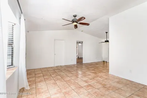 1804 Thomasville Avenue SE Palm Bay FL 32909