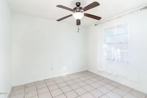 1804 Thomasville Avenue SE Palm Bay FL 32909