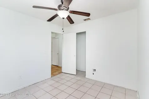 1804 Thomasville Avenue SE Palm Bay FL 32909