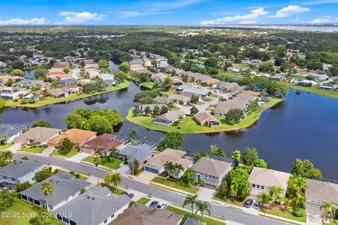 872 Coral Springs Street Melbourne FL 32940