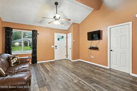 850 Crawford Avenue SE Palm Bay FL 32909
