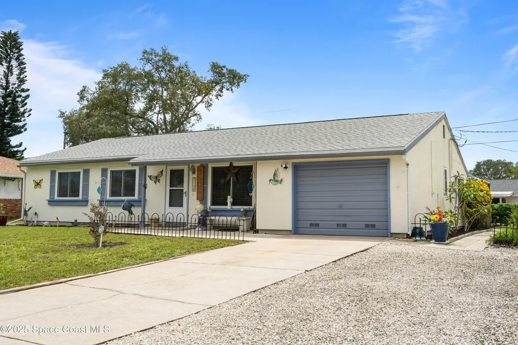 2148 Clover Street NE Palm Bay FL 32905