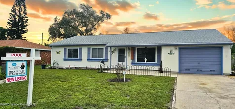 2148 Clover Street NE Palm Bay FL 32905
