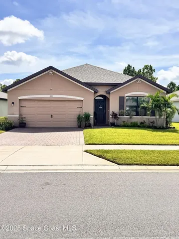 668 Old Country Road SE Palm Bay FL 32909