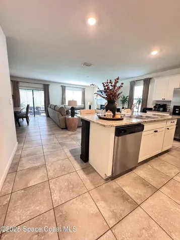 668 Old Country Road SE Palm Bay FL 32909