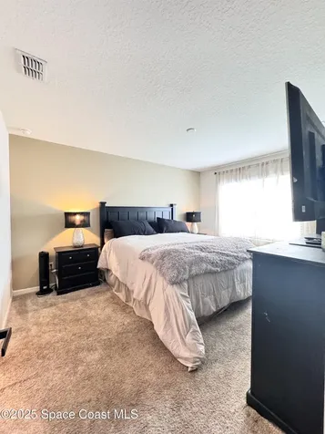 668 Old Country Road SE Palm Bay FL 32909