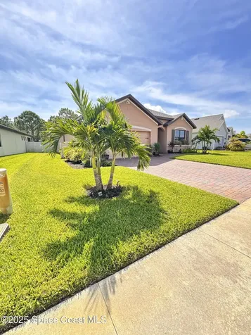 668 Old Country Road SE Palm Bay FL 32909