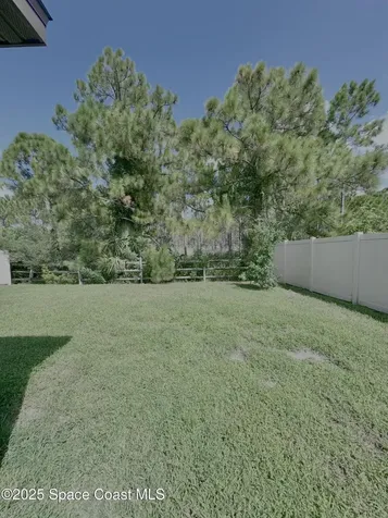 668 Old Country Road SE Palm Bay FL 32909