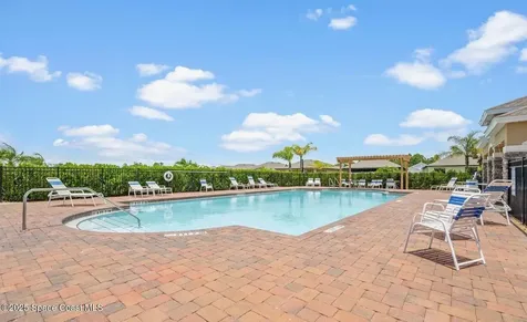 668 Old Country Road SE Palm Bay FL 32909
