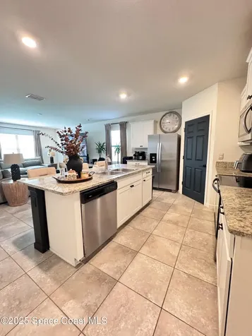 668 Old Country Road SE Palm Bay FL 32909