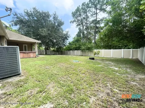 450 Scodella Street SW Palm Bay FL 32908