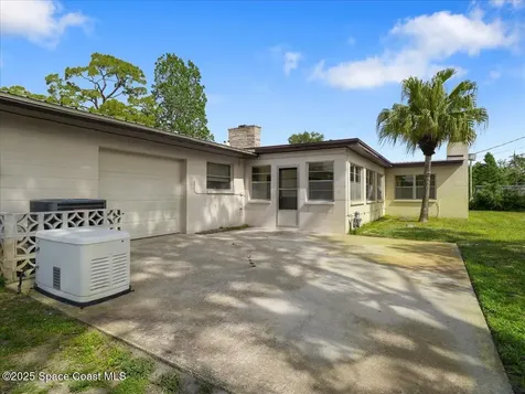 1907 N Carpenter Road Titusville FL 32796