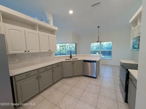 27 Utide Court Palm Coast FL 32164