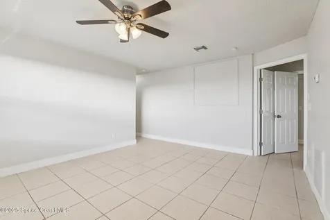 493 Quarry Lane Sebastian FL 32958