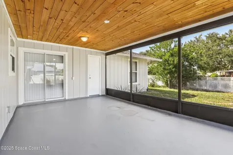 493 Quarry Lane Sebastian FL 32958