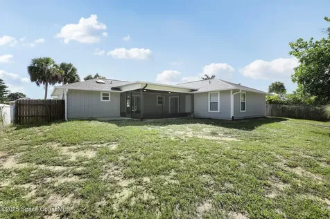 493 Quarry Lane Sebastian FL 32958