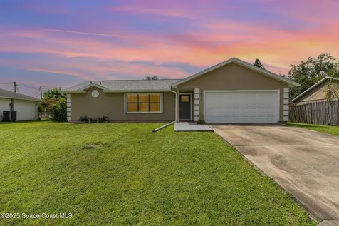 1512 Manzanita Street NW Palm Bay FL 32907