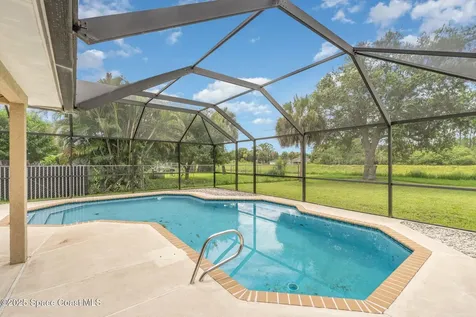 1512 Manzanita Street NW Palm Bay FL 32907