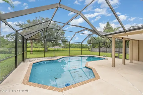 1512 Manzanita Street NW Palm Bay FL 32907