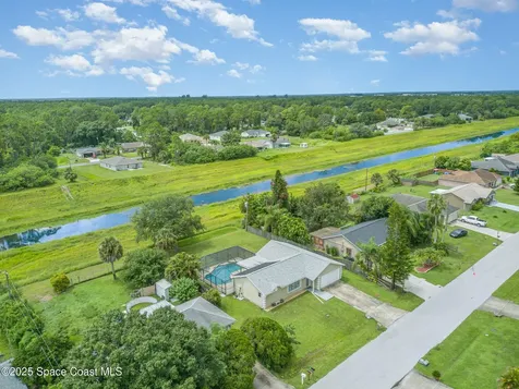 1512 Manzanita Street NW Palm Bay FL 32907