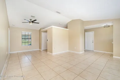 1512 Manzanita Street NW Palm Bay FL 32907
